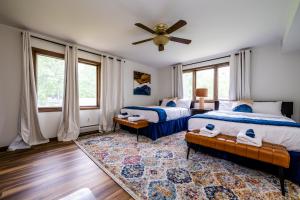 4BR Spacious Condo, Private Lake MI Beach Access, Outdoor Heated Pool