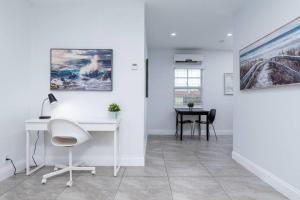 Bayshore Breeze Free Parking 9