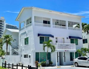 Ocean Breeze Free Parking Apt 3