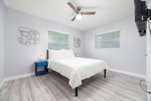 Short Walk to Wilton Drive Apt1