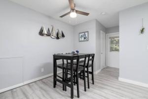 Just Off Wilton Drive Apt 4