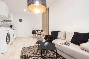 Appartements Cinema & Jacuzzi aux Etoiles - CasaBianca Suite : photos des chambres