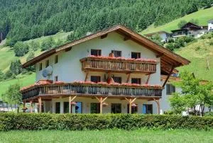 Gästehaus Landhaus Tyrol - Sellrain