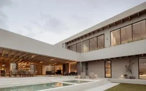 Casa Pirules. Moderna y comoda casa con alberca caliente en club de golf! - Atotonilco Tula