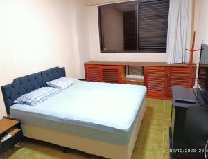 Apto Pitangueiras - 3 quartos, 2 vagas, 4 banheiros, Cozinha completa, 2 minutos da praia