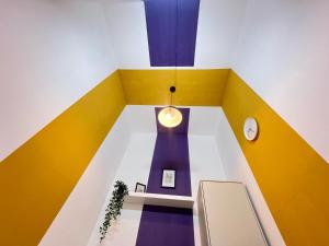 Arch Partition Room Near Mall of the Emirates