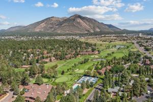 Flagstaff Sweet Condo in the Country Club!