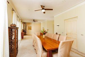 Exclusive Villa at Hideaway Beach