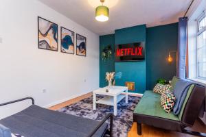 New Large 2 Bed entire apartment Near Newcastle upon Tyne with Free Parking
