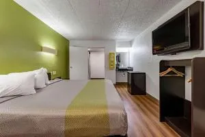 Days Inn by Wyndham Cincinnati I-71 - Covington