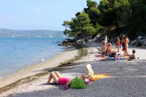 Family friendly apartments with a swimming pool Valica, Umag - 21926 