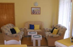 Apartments with parking space Barbat, Rab - 22087