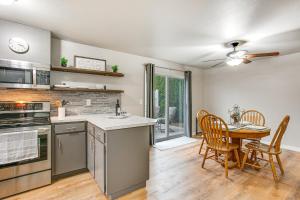 Updated Duplex Home Less Than 1 Mi to Downtown Enumclaw!