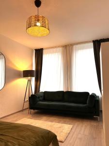 93qm-4 Rooms-WiFi-City Centre