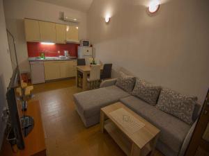 Apartment in Starigrad-Paklenica 6867 