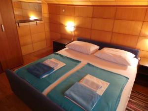 Holiday home in Breze 15380