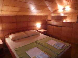 Holiday home in Breze 15380