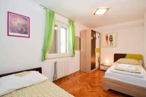 Holiday home in Manjadvorci - Istrien 8277