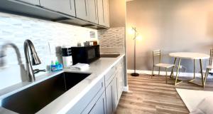 Marine Surf Waikiki 9th floor - Parking Included