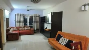 Royale Seaward Service Apartments - Adyār