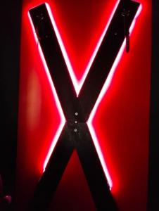 la lovecoquine, chez loveroomtoulon , parking et wifi gratuits