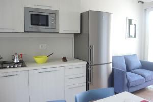 Relax in a gorgeous 3 bedroom apartment with pool