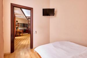 Two-bedroom apartment in the heart of Kyiv