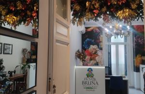 Hostal Bruña Paseo del Prado - Гостевые дома, Мадрид