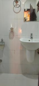 MARARI BEACH GOWRI HOMESTAY