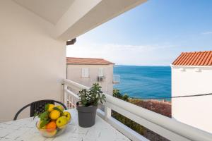 Vista Blue Apartments