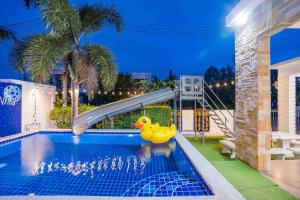 Space X Slider 4 Bedrooms Pool Villa Huahin