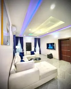 Blueprint Apartment - Ile Oluji