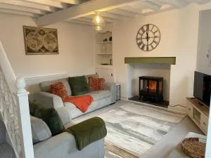 Sarn Y Mynach - Traditional Welsh Cottage - Llansantffraid Glan Conwy