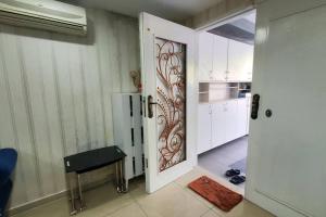 Hani Raisha Homestay, Seksyen 7 Shah Alam