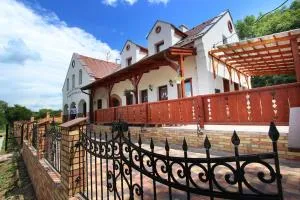 Gesztenyés Vendégház - Bér