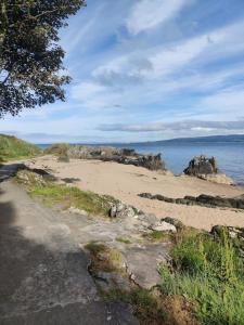 Luxury log cabin with wood fired hot tub