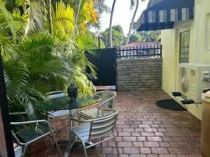 VILLA GUILLA - Biscayne Park