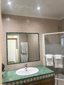 TROCADERO-TOUR EIFFEL-Champs Elysees