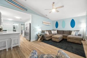 Red Neptune by Nautical Properties