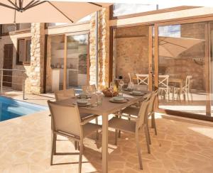 Casa de pueblo Sa Teulera de Biniamar con piscina