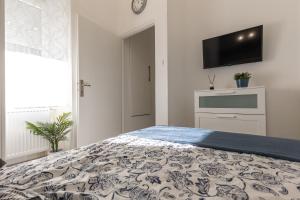 Urban Oasis Apartment