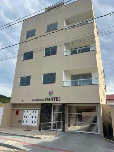 Apartamento à 500m do Beto Carrero e 900m da Praia