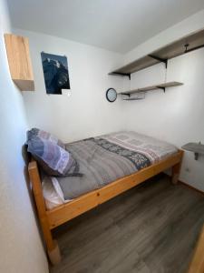 Charmant T2 montagne en étage élevé.