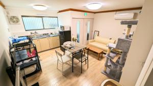 ユニバーサルスタジオまで3駅15分梅田USJ近く 弁天町駅まで徒歩8分650ｍ無料駐車場有り! 一軒家貸切