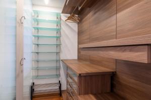 Porta Venezia- design apartment, 2-bedrooms, Netflix, wifi