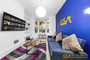 Stylist and Cosy 3 Bed House Leytonstone Sleeps 7 - Snaresbrook