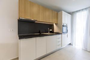 Varkiza Luxury Suites by Raise