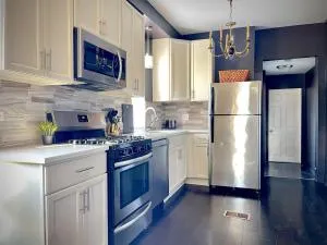 Cozy Old Chicago - Morton Grove