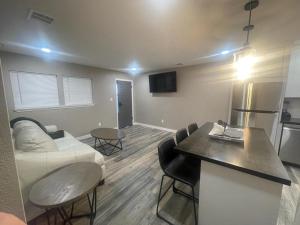 Apt 3 - High Plains Lodge at Nomad Landing