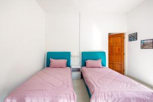 Seaside Private Bungalow, Tg Bungah